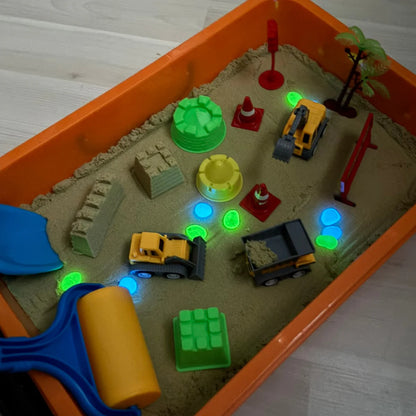 Zestaw sensoryczny z magnetycznym piaskiem i świecącymi kamyczkami | Plac budowy & koparki