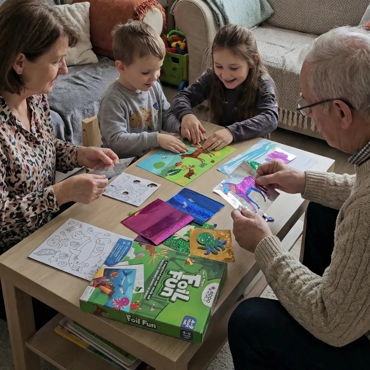 Foil Fun: Świat Zwierząt | Kreatywny zestaw bez bałaganu | dla dzieci 4+