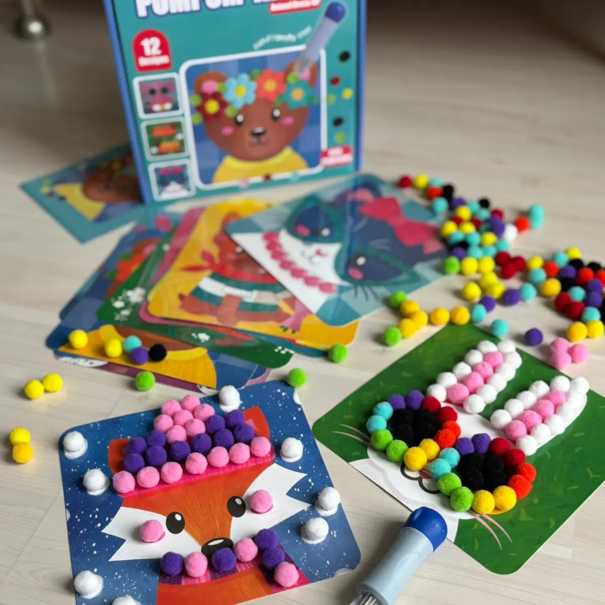 Pom Pom Kit – stwórz puszyste zwierzątka 3D z miękkich pomponów bez bałaganu! (5+ lat)