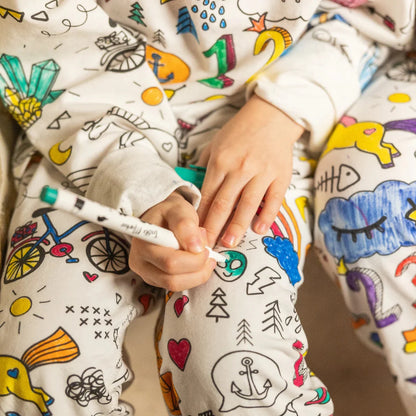 Dwuczęściowa piżama dla dzieci „Pokoloruj mnie” – Zwierzątka Safari (4+ lata)